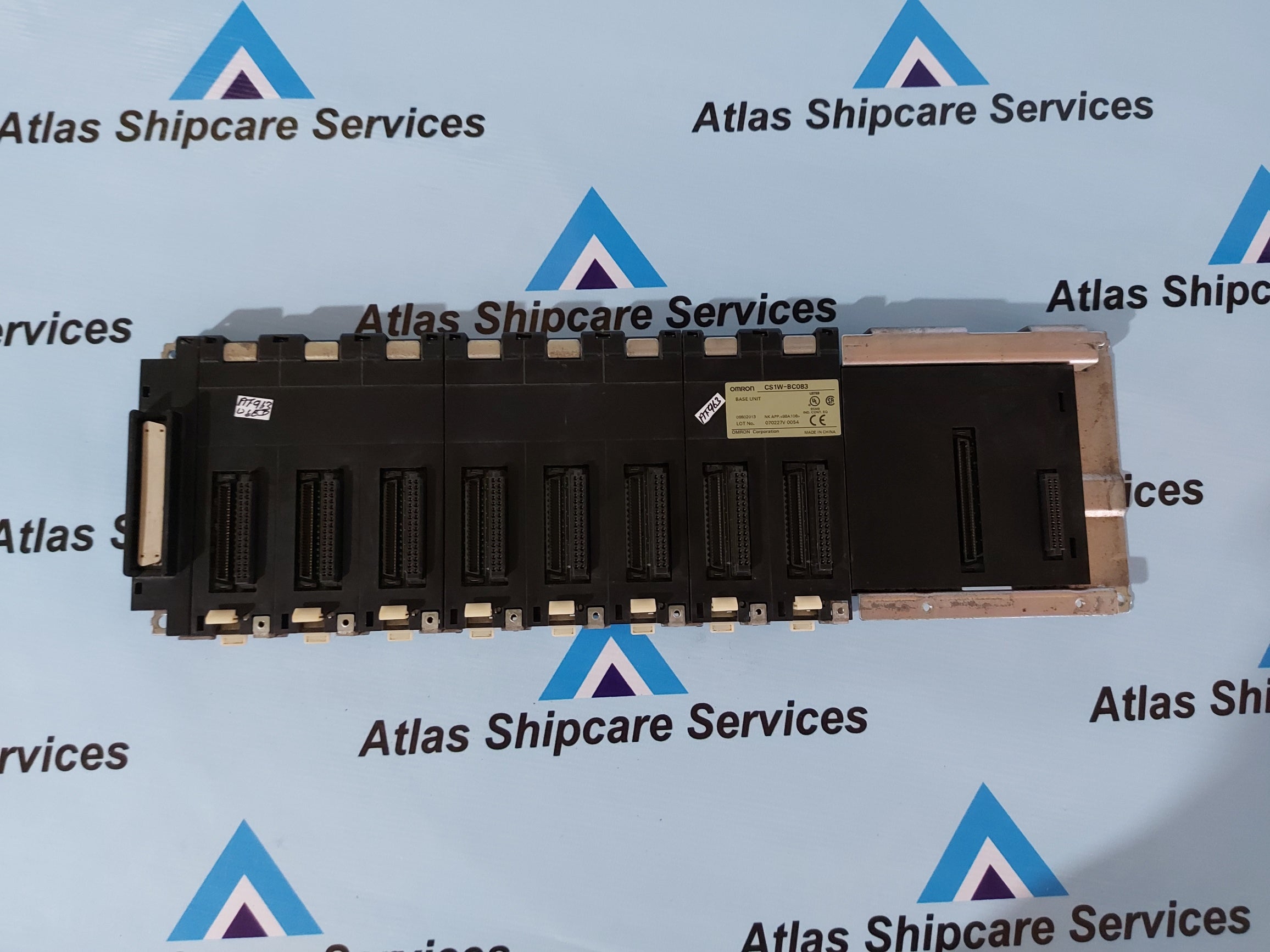 OMRON CS1W-BC083 BASE UNIT